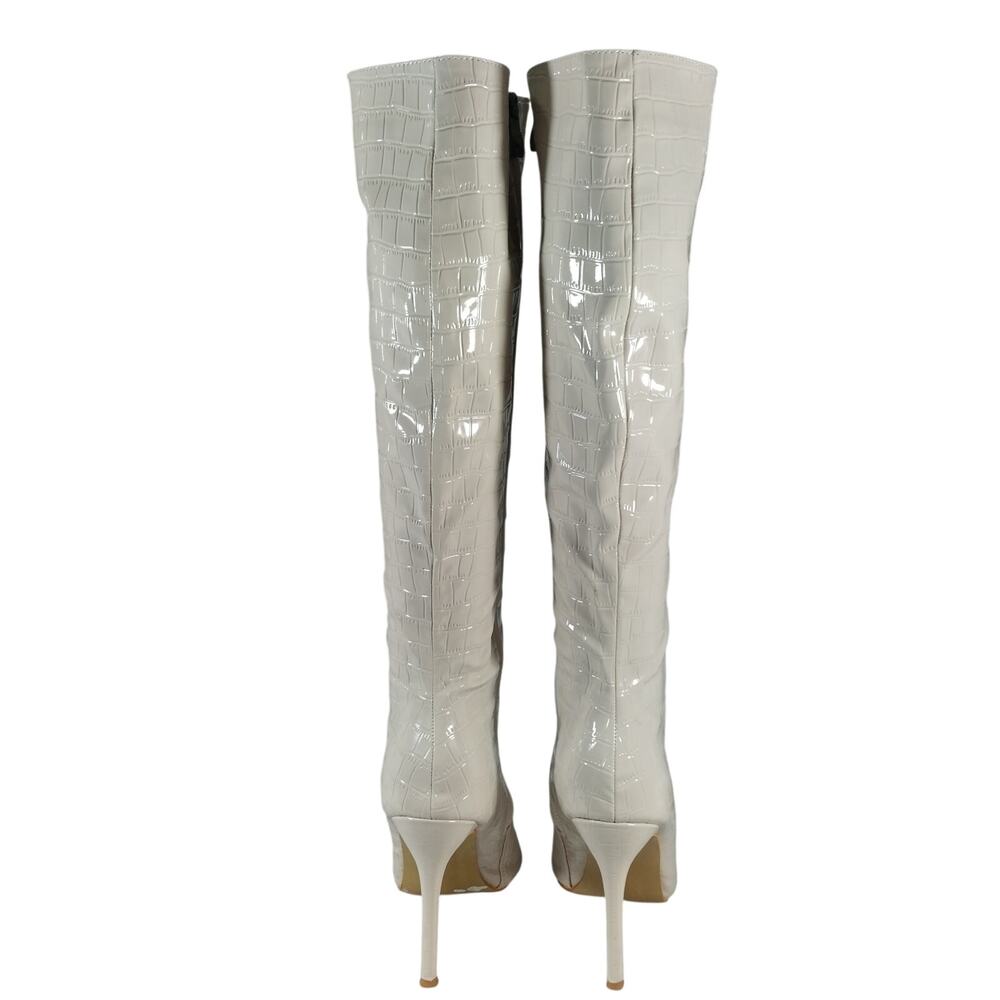 GORGEOUS! RICH VANILLA CREAM VEGAN PATENT LEATHER POINTY TOE BOOTS! SZ 8.5M - Picture 6 of 9